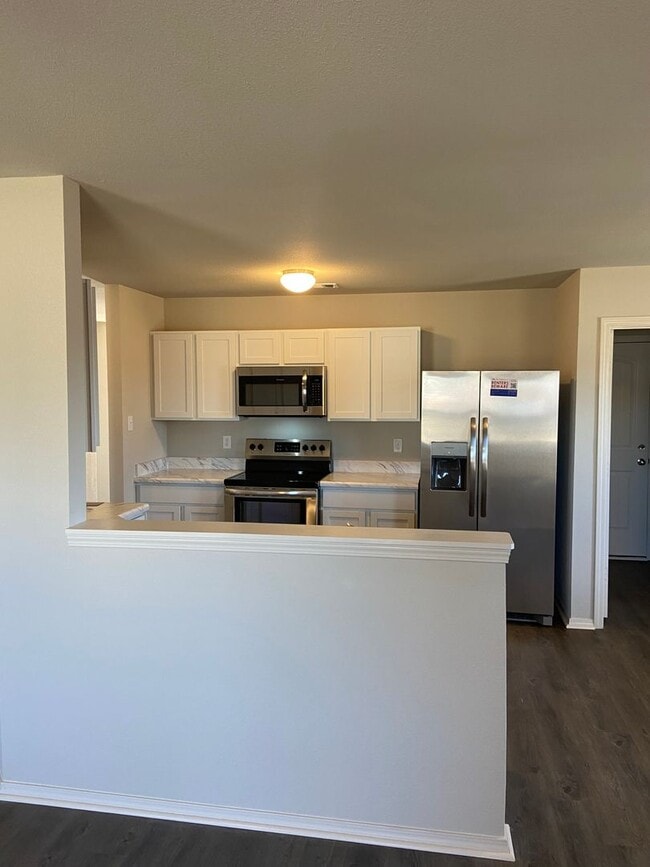 Photo - Fairview Haven Preleasing — 3 Bedroom, 2 Bath Home