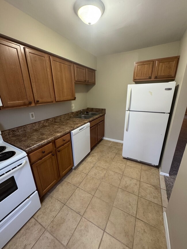 Photo - 4666 Greenwood Dr