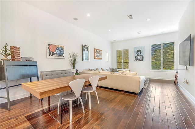 Photo - 3210 Carlisle St