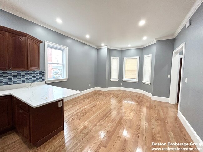 Photo - 3 Grafton St Unit 1