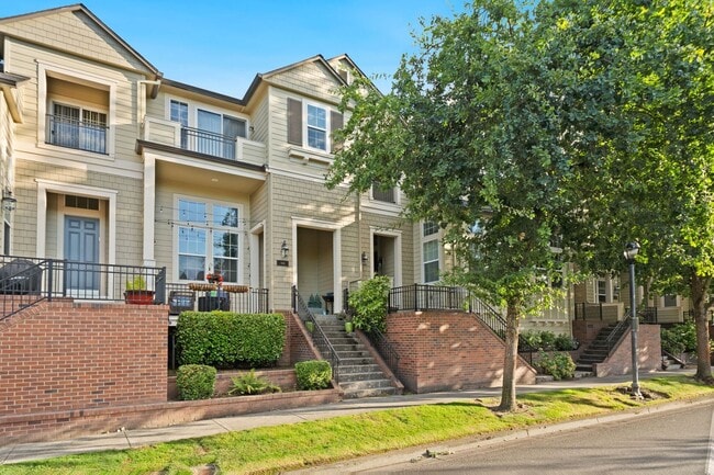 Building Photo - 6610 NE Rosebay Dr Rental
