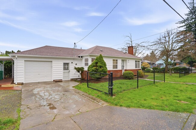 Photo - Fully Remodeled Beauty with Hardwood Floors in Prime SE Location