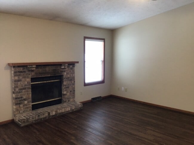 Photo - 10284 Pinesap Pl