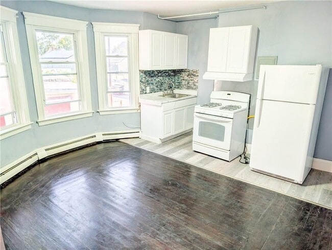 1375 Broad St Unit 2F