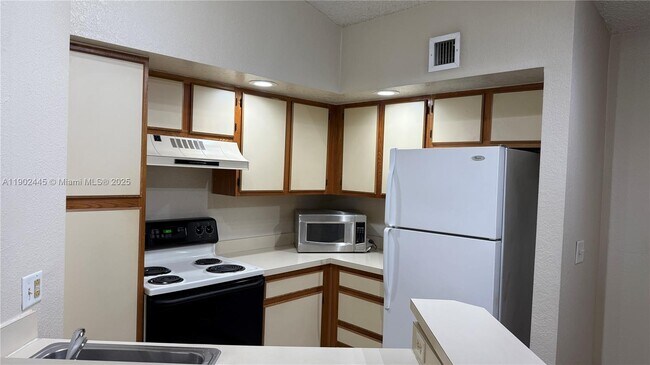 Photo - 3470 Pinewalk Dr N Unit 224