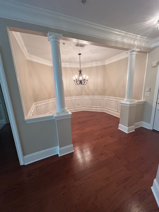 Photo - 4100 Paces Walk SE Unit 3103