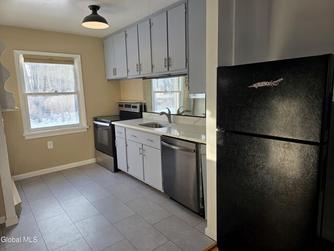 Photo - 38 Maxwell Dr