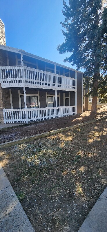 Photo - 18031 E Kentucky Ave Unit #101