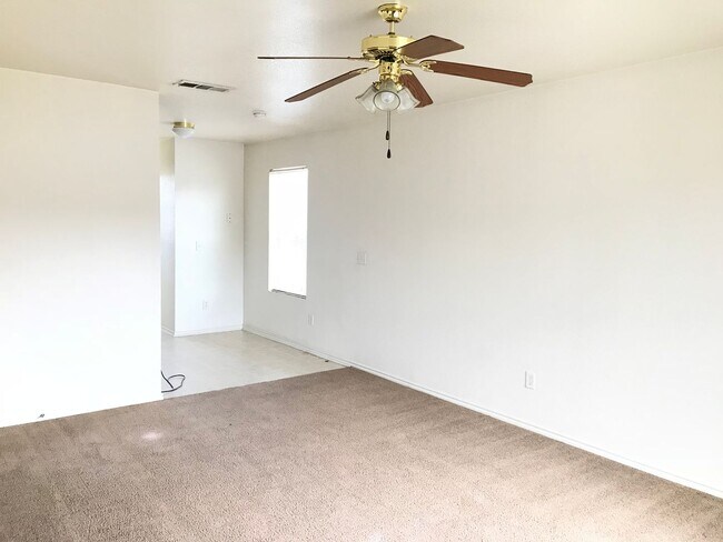 Photo - 1905 Monte Carlo Ln Unit Apt D