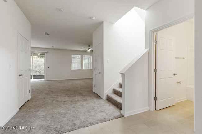 Photo - 11006 Stapleton Dr