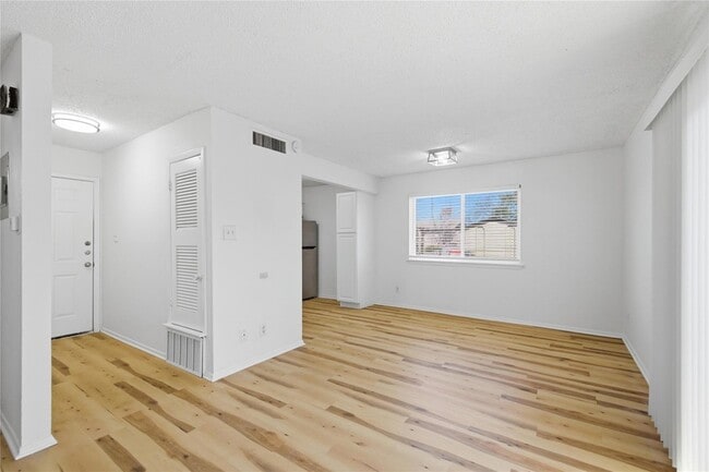 Photo - 2707 Windswept Cove Unit 201