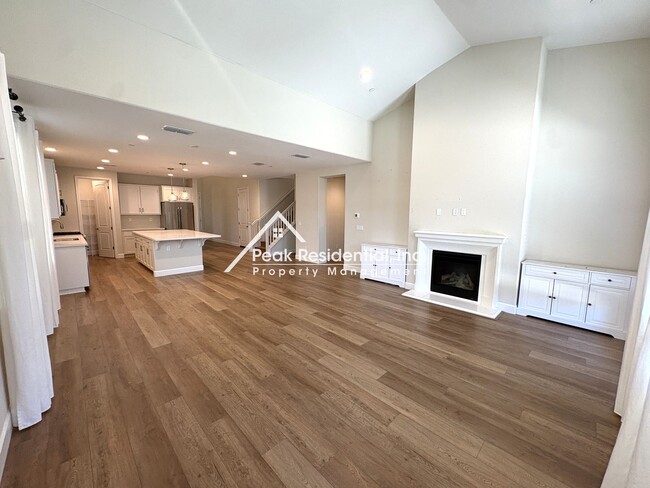 Photo - 2794 Elderberry St