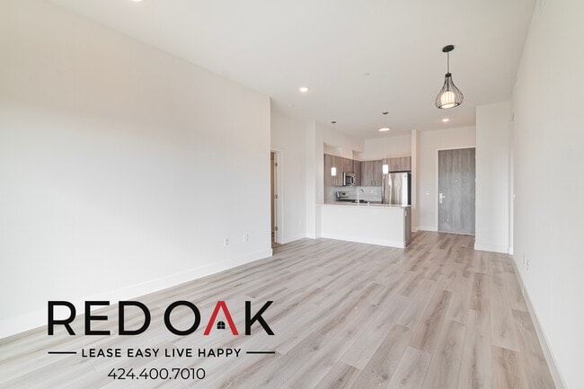 Photo - 1331 W 7th St Unit 307