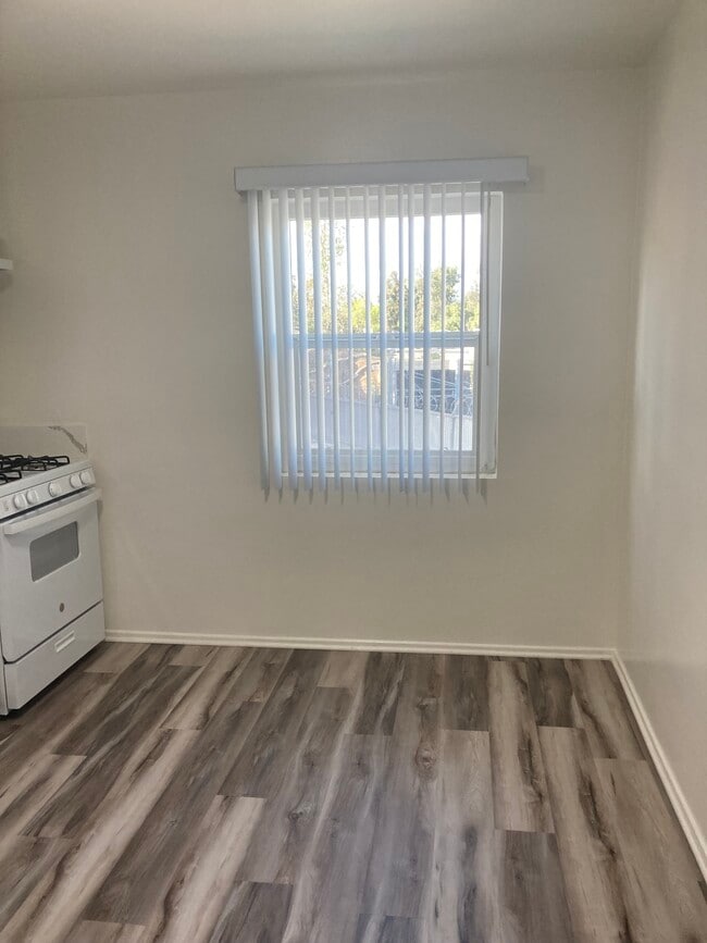 Photo - 10535 National Blvd Unit 6