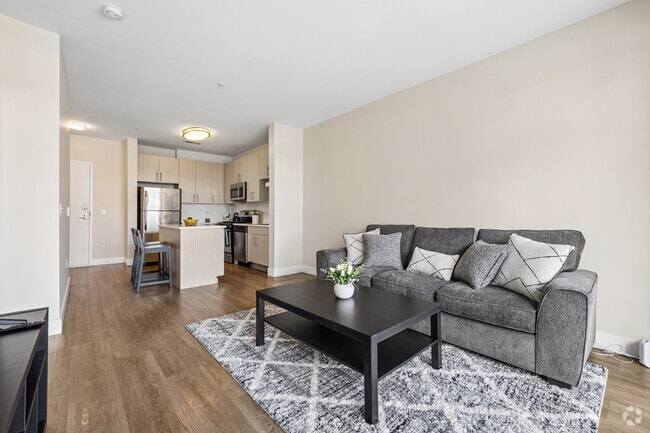1BR, 1BA - 536SF - Living Room