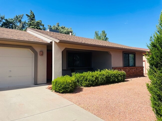 Photo - Single family home in the Village of Oak Creek