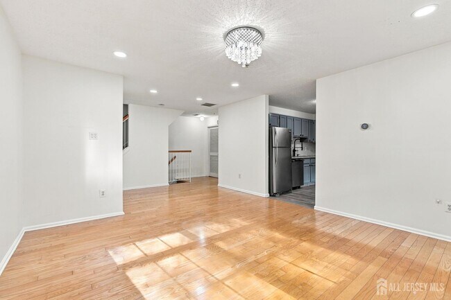 63 Prestwick Way