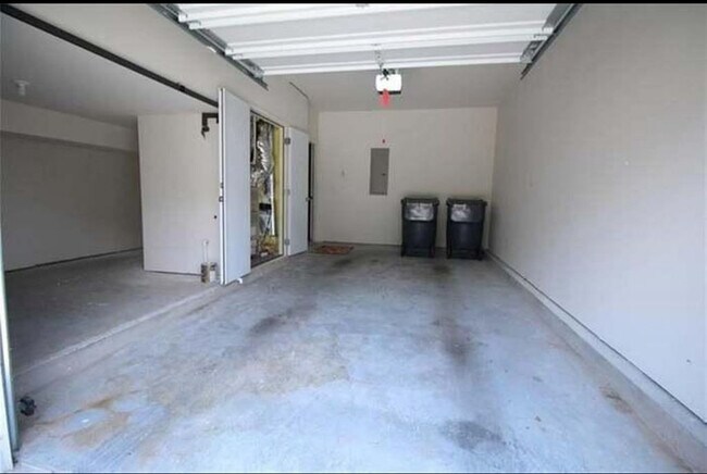 Photo - 1306 Thornborough Dr