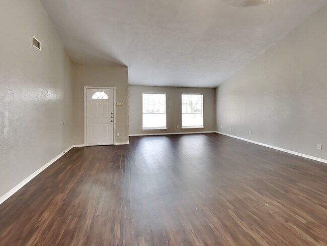 Photo - 14002 Edenglen Dr