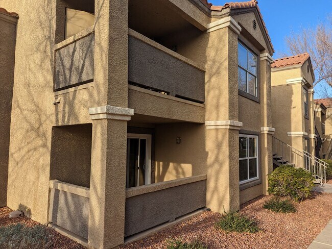 2 Bedroom, 2 Full Bath Newly Renovated Con... - 2 Bedroom, 2 Full Bath Newly Renovated Con... Condo