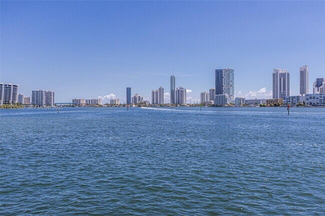 Photo - 3925 NE 171 St