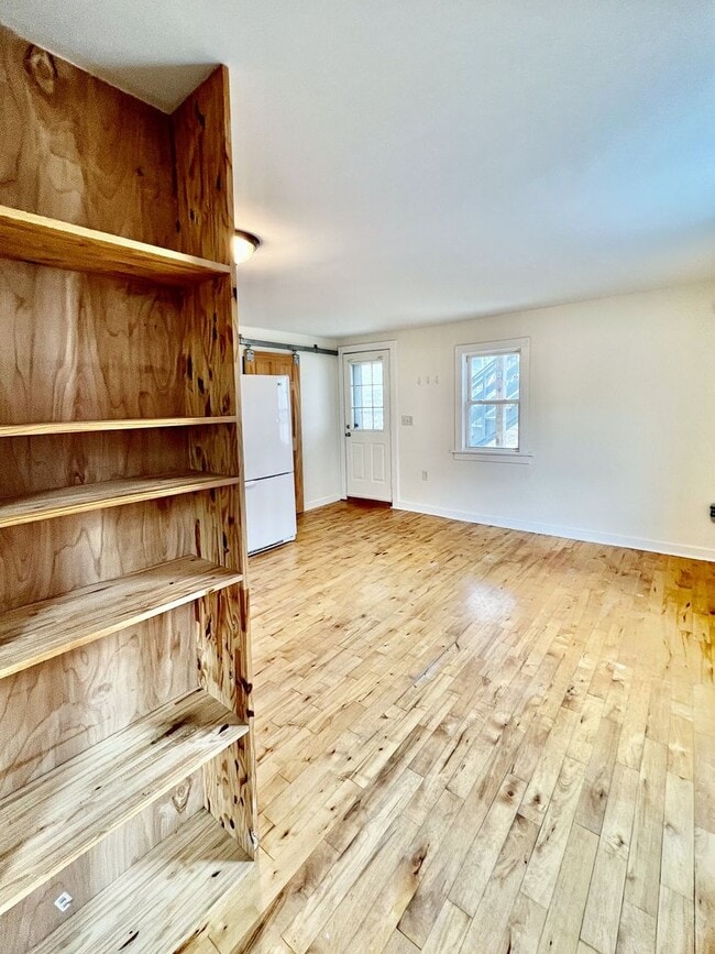 Photo - 116 Maple St Unit Apt #4