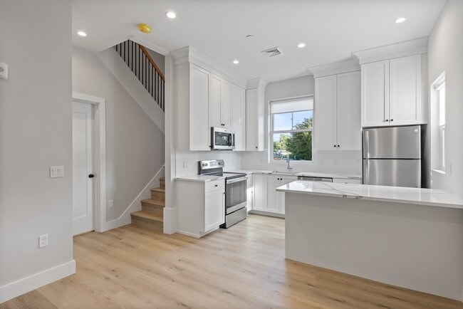 Photo - 186 Bedford St Unit 201