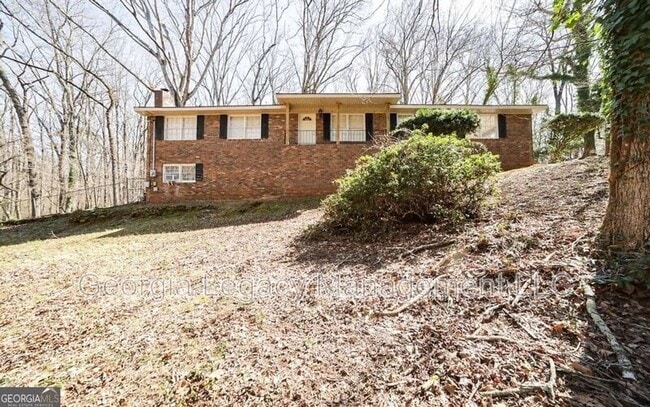 Building Photo - 325-1 Segrest Circle Rental