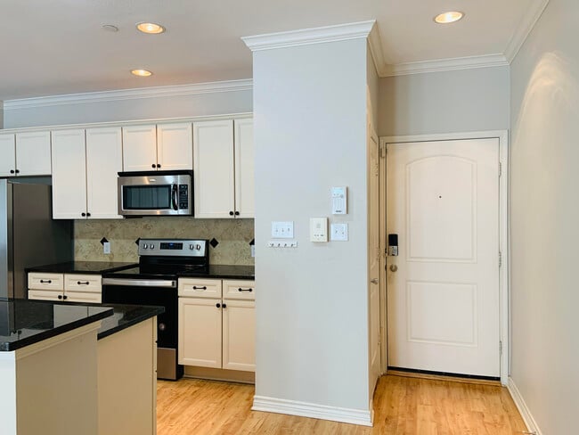 Photo - 1020 Texas St Unit 3204