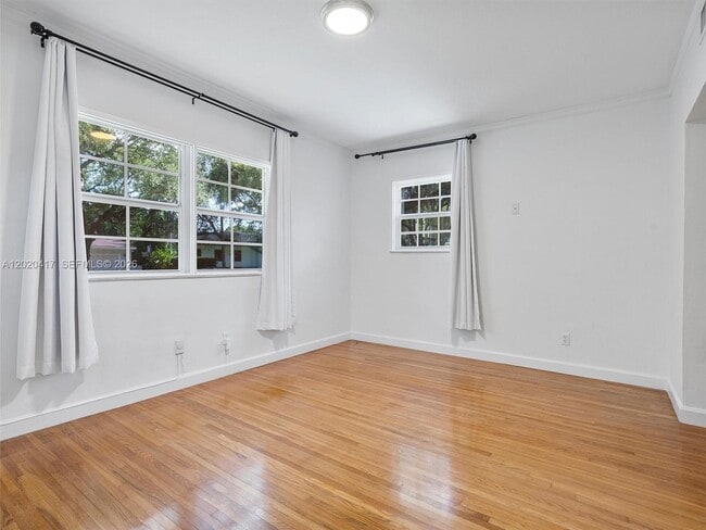 Photo - 731 Sistina Ave