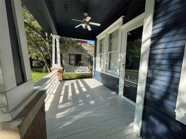 Photo - 902 N Winnetka Ave