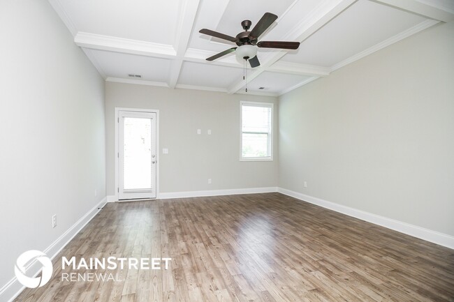 Photo - 1225 Catawba Way