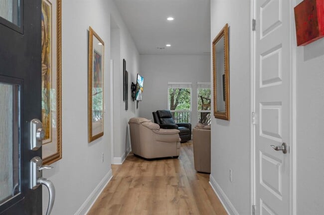 Photo - 2503 Wilson Ave