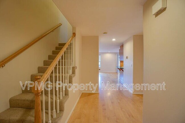 Photo - 7608 NE 52nd St