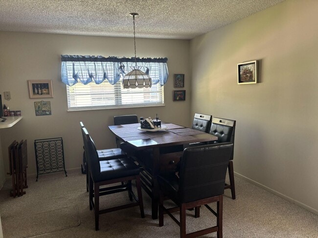 Photo - 7 Lake Vista Trail