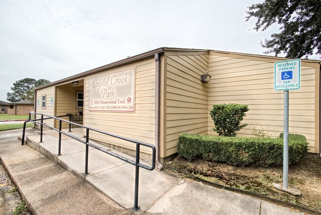 Photo - Crystal Creek Park - Senior Living