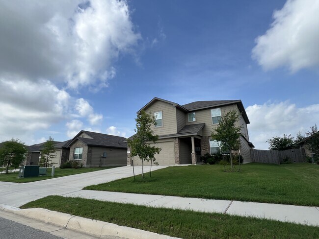 Photo - 317 Denison Dm