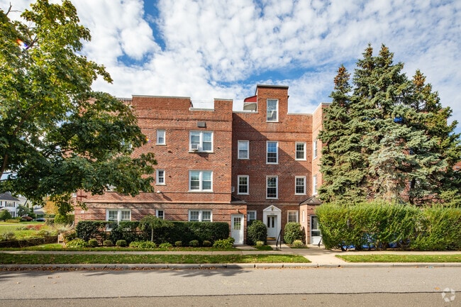 Photo - Riverview Cooperative Residences