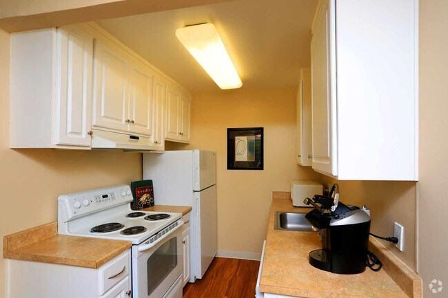 Madera Valley Apartments