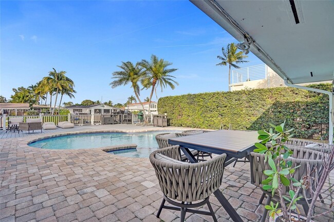 Photo - 2661 NE 22nd Ct