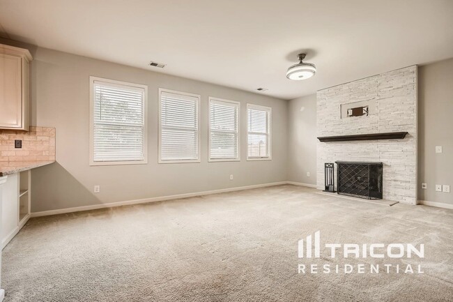 Building Photo - 6492 Waterford St SW Rental