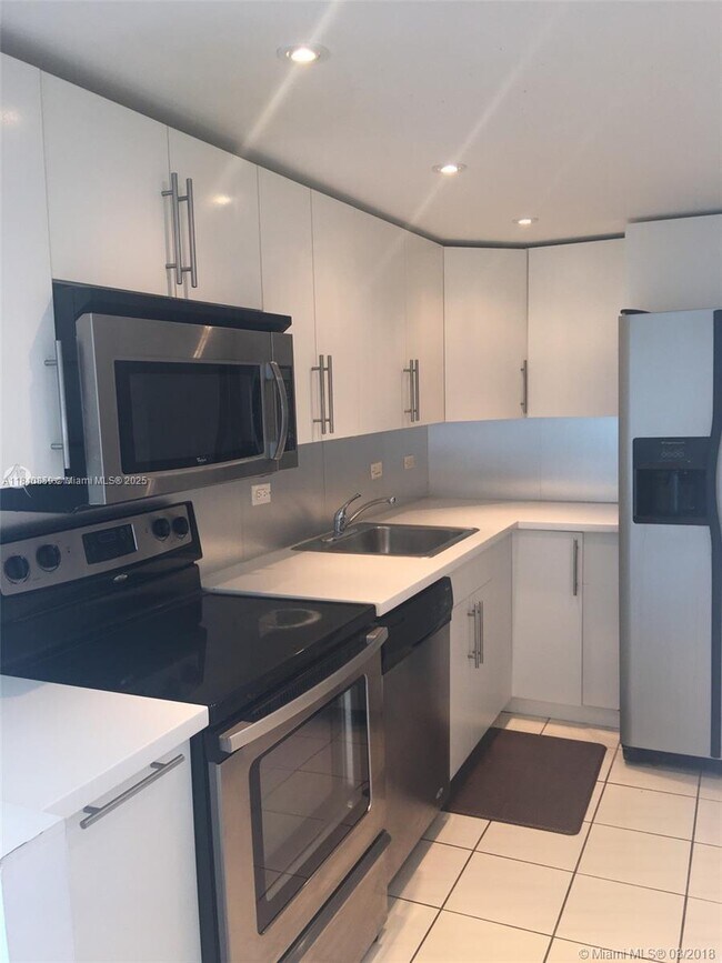Photo - 20515 E Country Club Dr Unit 1141