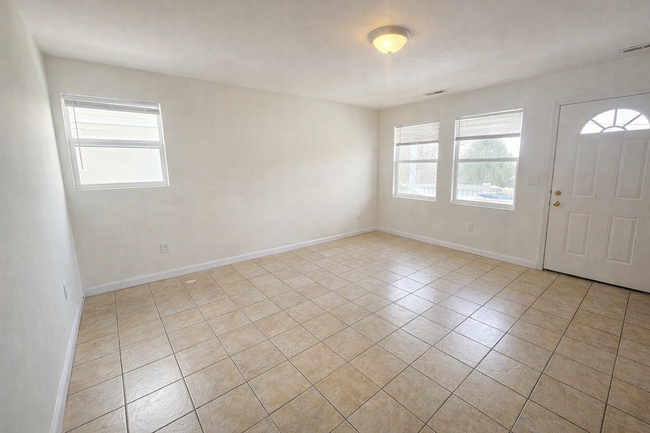 1303 Lawrence St Unit A