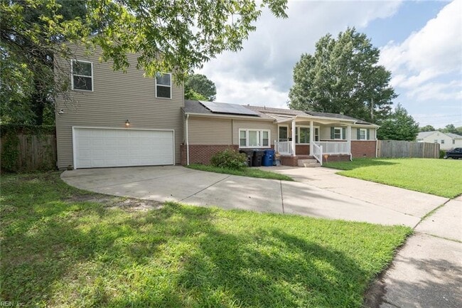 300 Daniel Way