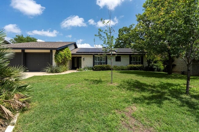 Photo - 2404 Coral Ridge Cir