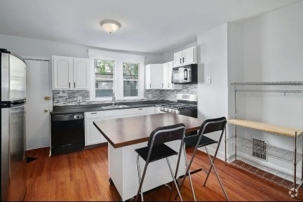 Building Photo - 1333 S Mole St Rental