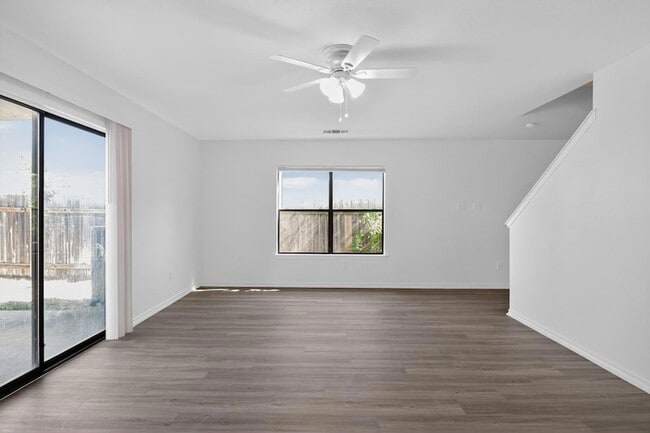 Photo - 1200 Keeshond Pl