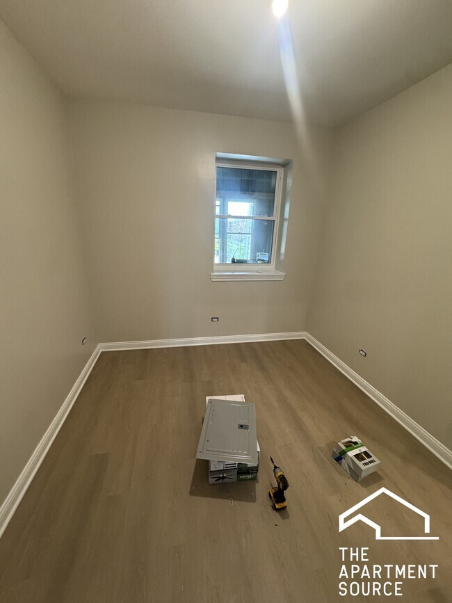 Building Photo - 3602 W 26th St Unit 2