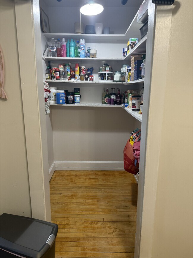 Photo - 1614 W Wallen Ave Unit 2nd Floor