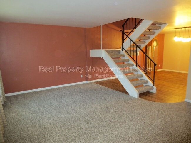 Photo - 4808 S Juniper St